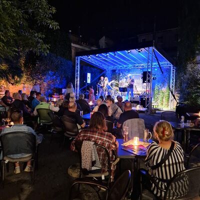 Bild vergr&ouml;&szlig;ern: Livemusik an allen Ecken zur Langen Nacht der Kultur in Aschersleben