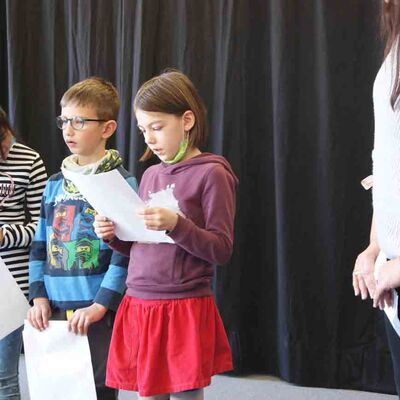 Bild vergrößern: Lesung Montessori