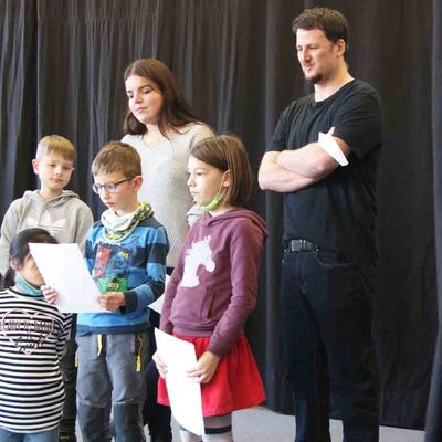 Bild vergrößern: Lesung Montessori
