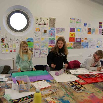 Bild vergrößern: Malerei Montessori