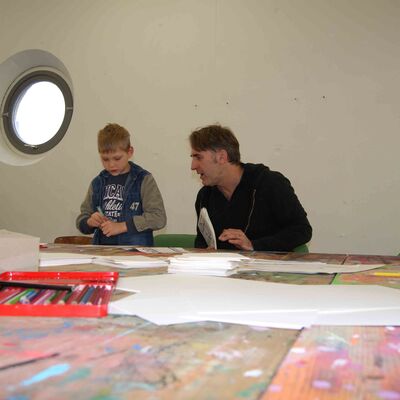 Bild vergrößern: Malerei Kastanienschule