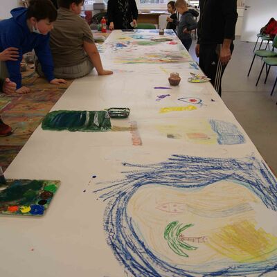 Bild vergrößern: Malerei Kastanienschule