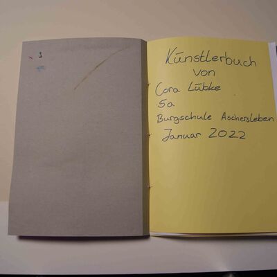 Bild vergrößern: Schmuck Burgschule