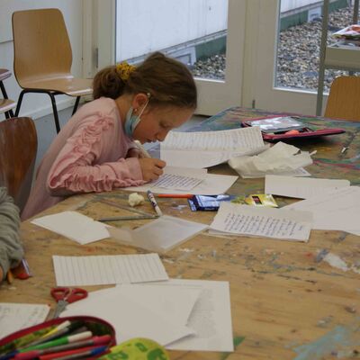 Bild vergrößern: Textil Burgschule