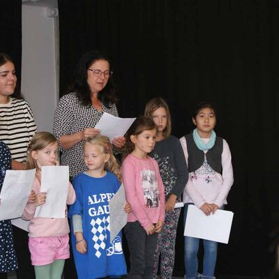 Bild vergrößern: Lesung Montessori 11_2022