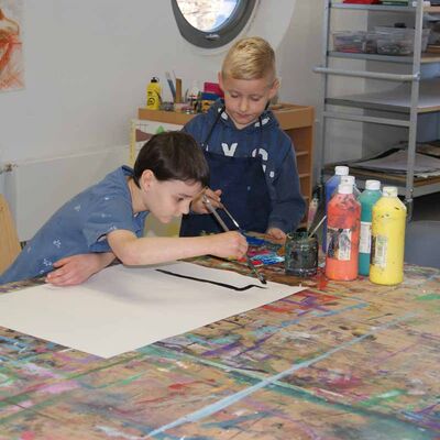Bild vergrößern: Malerei Montessori 11_2022