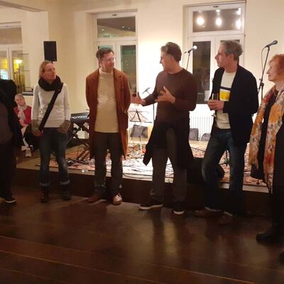 Bild vergr&ouml;&szlig;ern: 2023-03 Transriva Vernissage Halle (14)