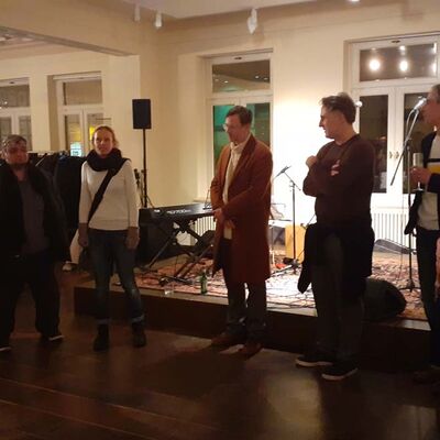 Bild vergr&ouml;&szlig;ern: 2023-03 Transriva Vernissage Halle (16)