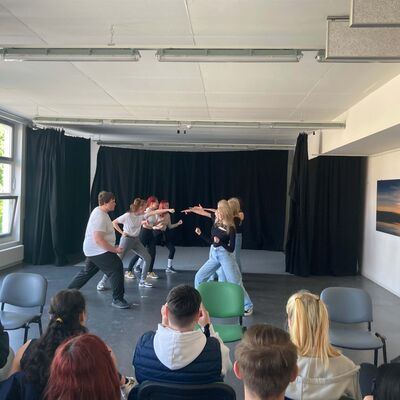 Bild vergr&ouml;&szlig;ern: 2024-05 BBS Tanz (6)