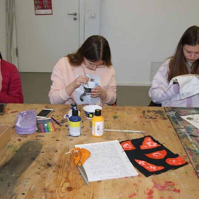Bild vergrößern: Textiles Gestalten Albert Schweitzer 09_2022