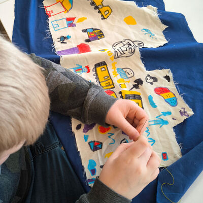 Bild vergrößern: 2025-02 Kastanienschule Textil (2)