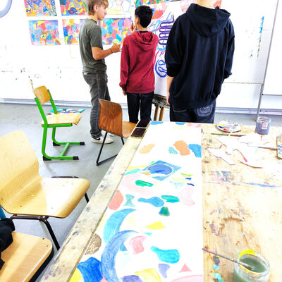 Bild vergr&ouml;&szlig;ern: 2025-09 Sek ASchweitzer Malerei (4)