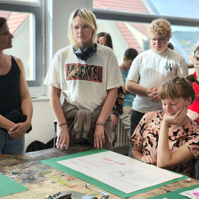 Bild vergr&ouml;&szlig;ern: 2025-09 Sek ASchweitzer Pr&auml;sentation Illustration (3)