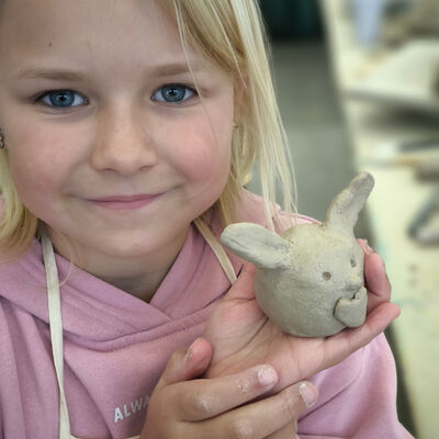 Bild vergr&ouml;&szlig;ern: 2025-11 GS Montessori Plastik (4)