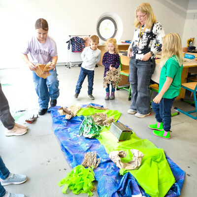 Bild vergr&ouml;&szlig;ern: 2015-11 GS Montessori Musik&Schrott (8)