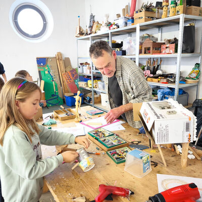 Bild vergr&ouml;&szlig;ern: 2015-11 GS Montessori Musik&Schrott (24)