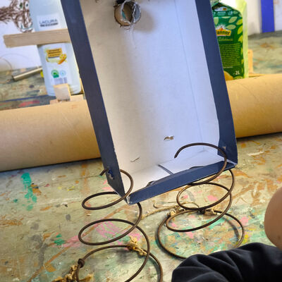 Bild vergr&ouml;&szlig;ern: 2025-11 GS Montessori Pr&auml;sentation Musik&Schrott (17)