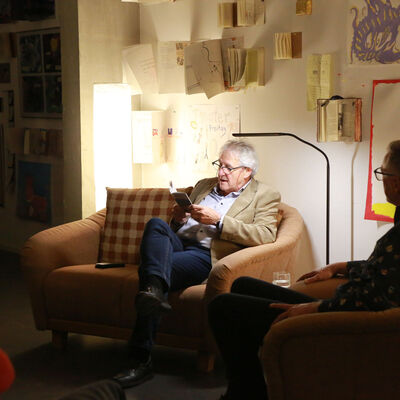 Bild vergr&ouml;&szlig;ern: 2025-11 Buchpremiere 9 POV (1)