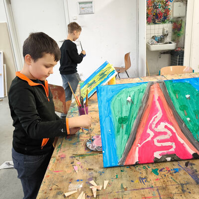 Bild vergr&ouml;&szlig;ern: 2026-01 Sek Burgschule Malerei (2)