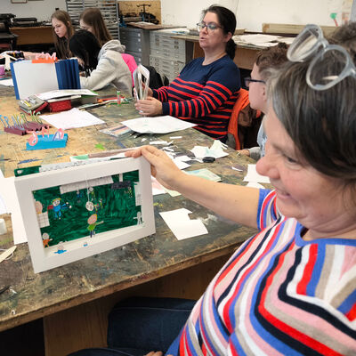 Bild vergr&ouml;&szlig;ern: 2026-01 Sek Burgschule Buchkunst (1)