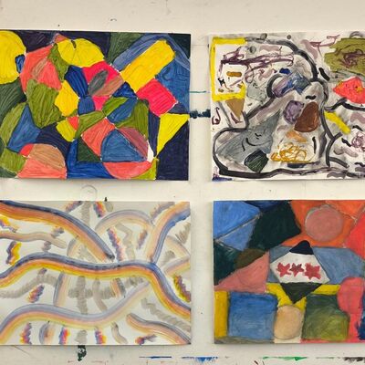 Bild vergr&ouml;&szlig;ern: 2026-01 Sek Burgschule Pr&auml;sentation Malerei (5)