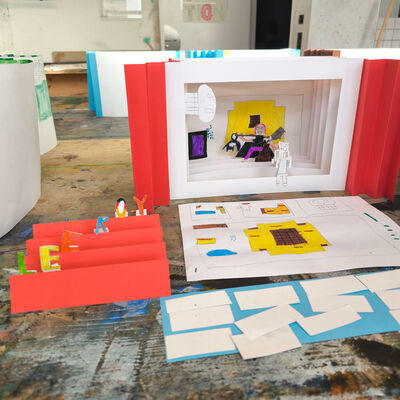 Bild vergr&ouml;&szlig;ern: 2026-01 Sek Burgschule Pr&auml;sentation B&uuml;cher (12)