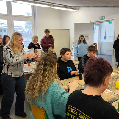 Bild vergr&ouml;&szlig;ern: 2026-01 BBS Wema Pr&auml;sentation Musikprojekt (1)