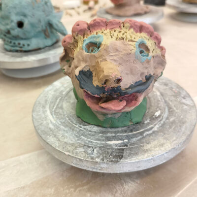 Bild vergr&ouml;&szlig;ern: 2026-02 Kastanienschule Keramik (8)