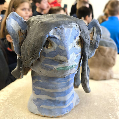 Bild vergr&ouml;&szlig;ern: 2026-02 GS Pfeilergraben Pr&auml;sentation Keramik (7)