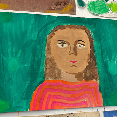 Bild vergr&ouml;&szlig;ern: 2026-02 GS Pfeilergraben Pr&auml;sentation Malerei1 (5)