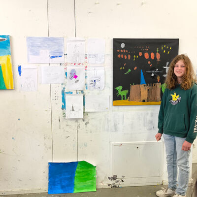 Bild vergr&ouml;&szlig;ern: 2026-03 Pestalozzi Pr&auml;sentation Malerei (1)