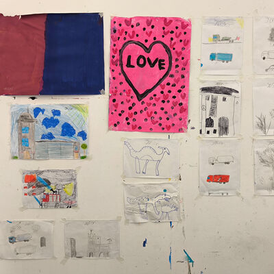 Bild vergr&ouml;&szlig;ern: 2026-03 Pestalozzi Pr&auml;sentation Malerei (3)