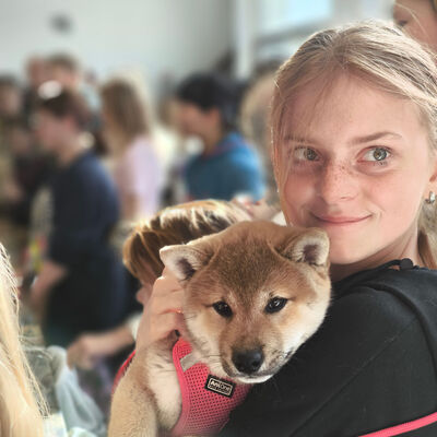 Bild vergr&ouml;&szlig;ern: 2026-03 Pestalozzi Pr&auml;sentation Buch (3)