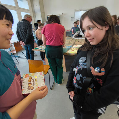 Bild vergr&ouml;&szlig;ern: 2026-03 Pestalozzi Pr&auml;sentation Comic (8)